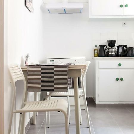 Top Groundfloor In Mets เอเธนส์ ภายนอก รูปภาพ